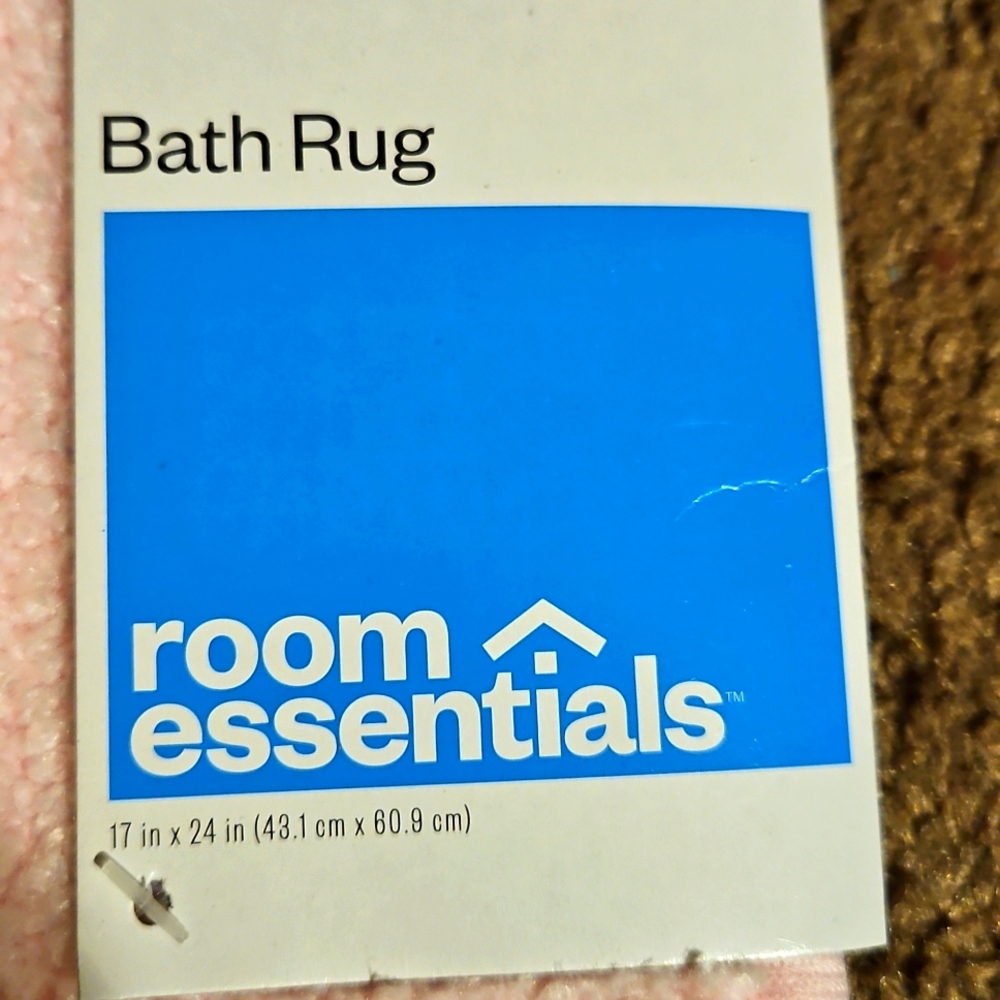 Room essentials Red Lips Bath Rug - Picture 2 of 2
